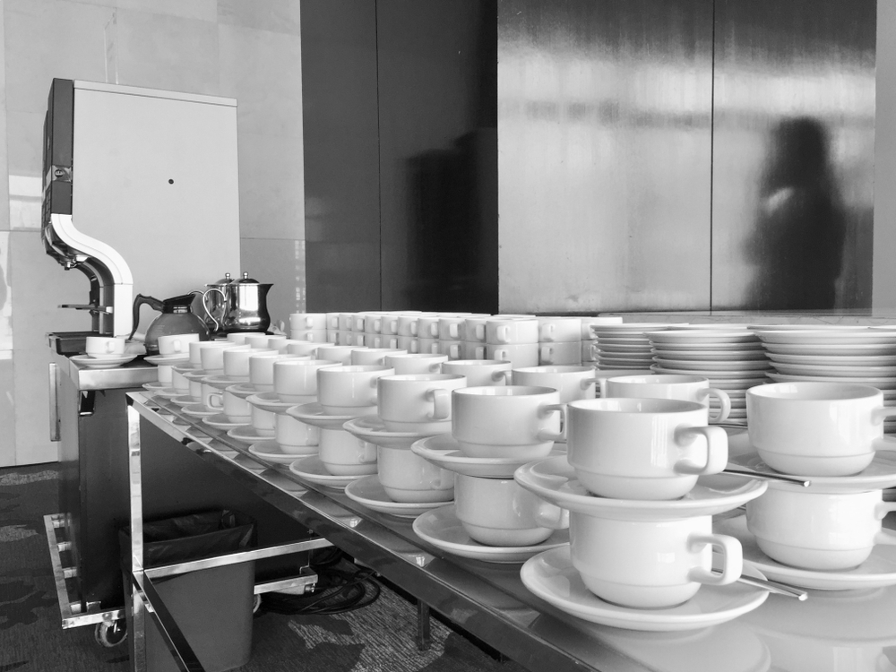 Kaffeevollautomaten mit Festwasseranschluß für hohe Ausschankmengen